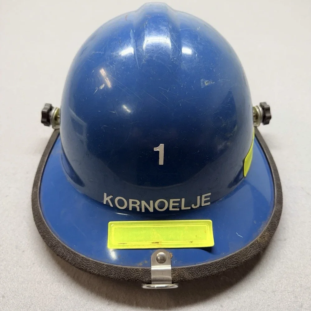 Bullard R721 Firefighter Lieutenant Helmet - Grace Fire Dept - Collectible